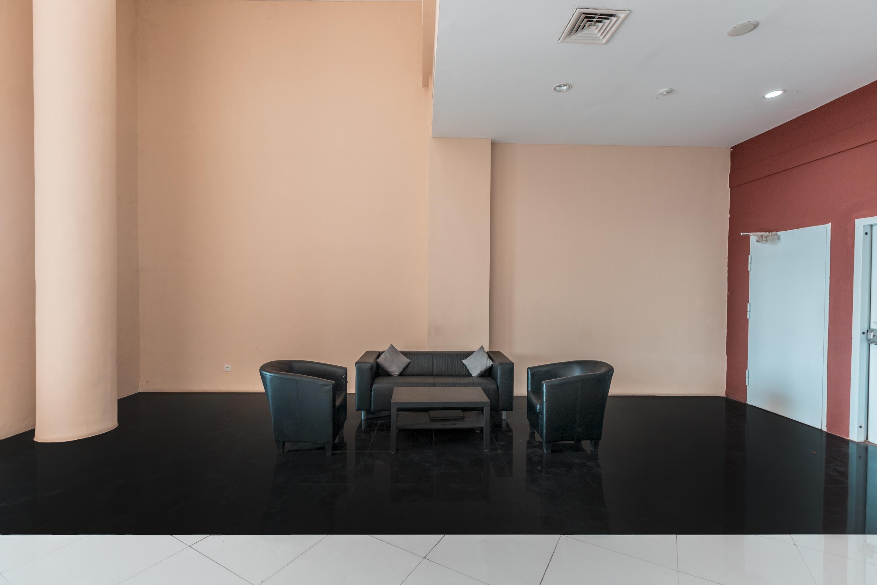 Hotel Oyo Flagship 766 Prima Orchard à Bekasi Extérieur photo